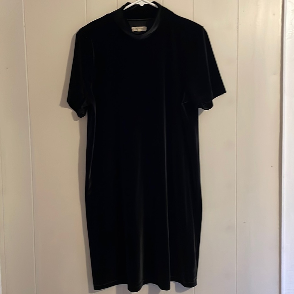 Madewell | black velvet mock neck short sleeve dress | XL | lightly worn